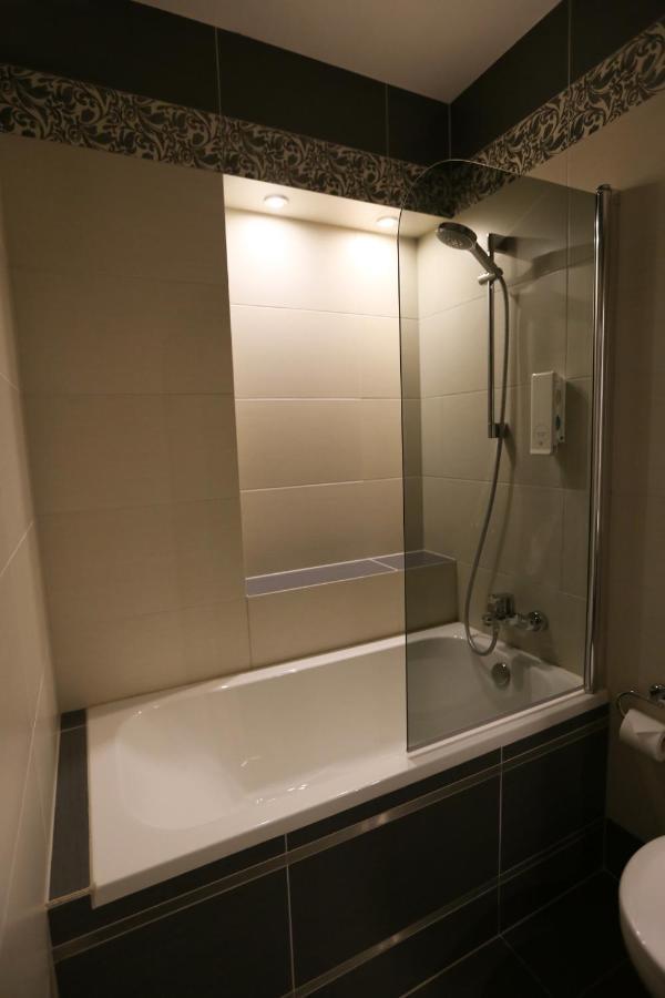 ניסה Hotel Fryderyk מראה חיצוני תמונה