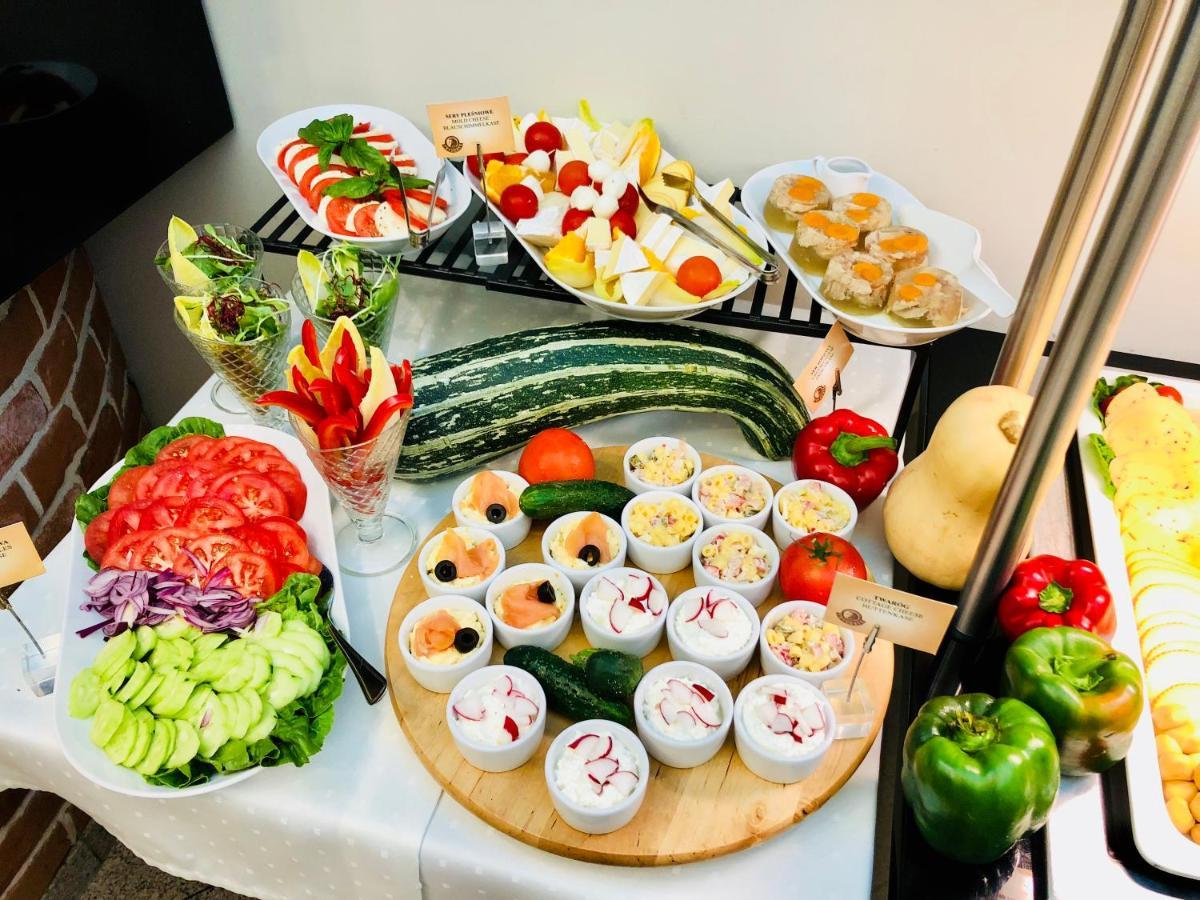 ניסה Hotel Fryderyk מראה חיצוני תמונה