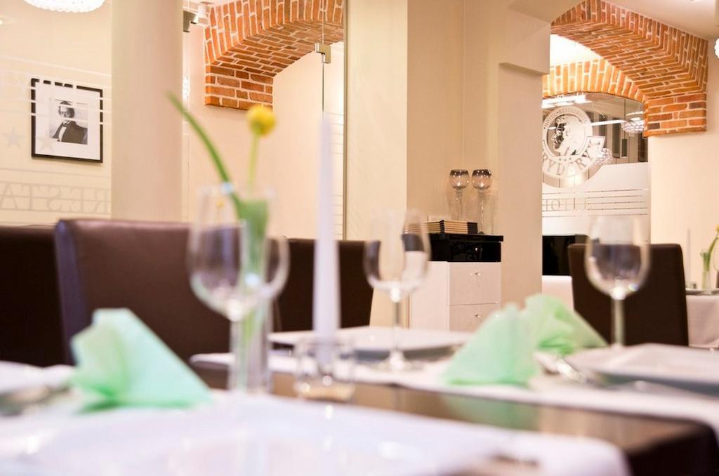 ניסה Hotel Fryderyk מראה חיצוני תמונה